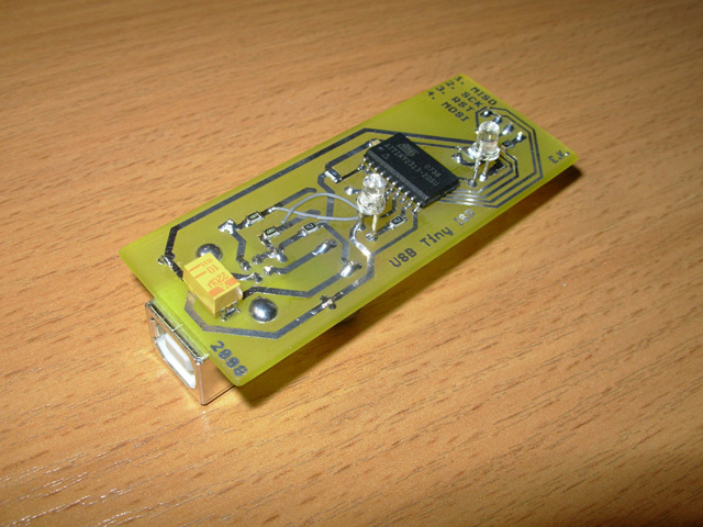 USB Tiny ISP